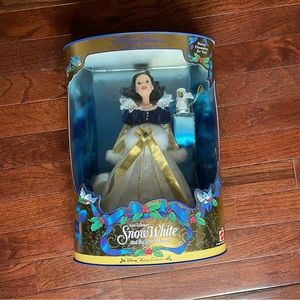 1998 Disney Holiday Princess Snow White